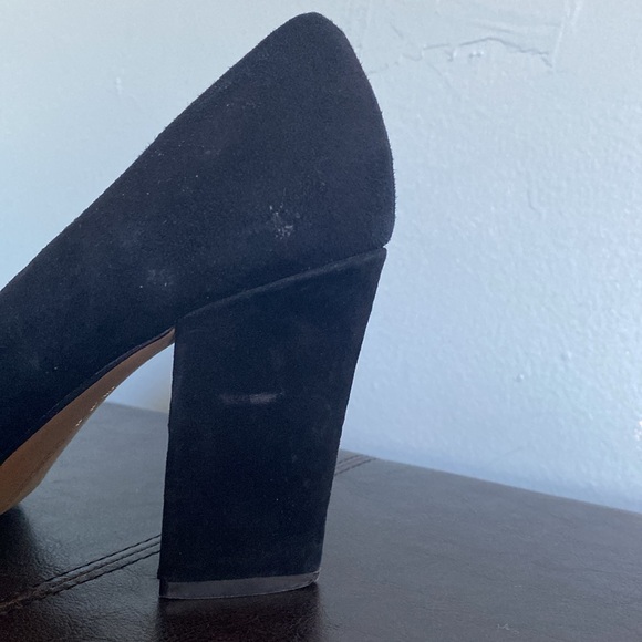 Vince Camuto heels - Picture 2 of 4